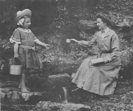 Lorene Merrick and Virgie Burger, 1909.
